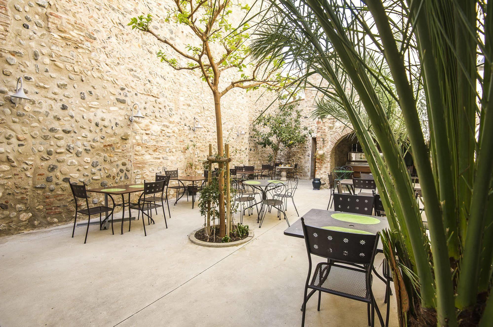 Hotel" La Tour De L'Horloge " Ривсальт Экстерьер фото
